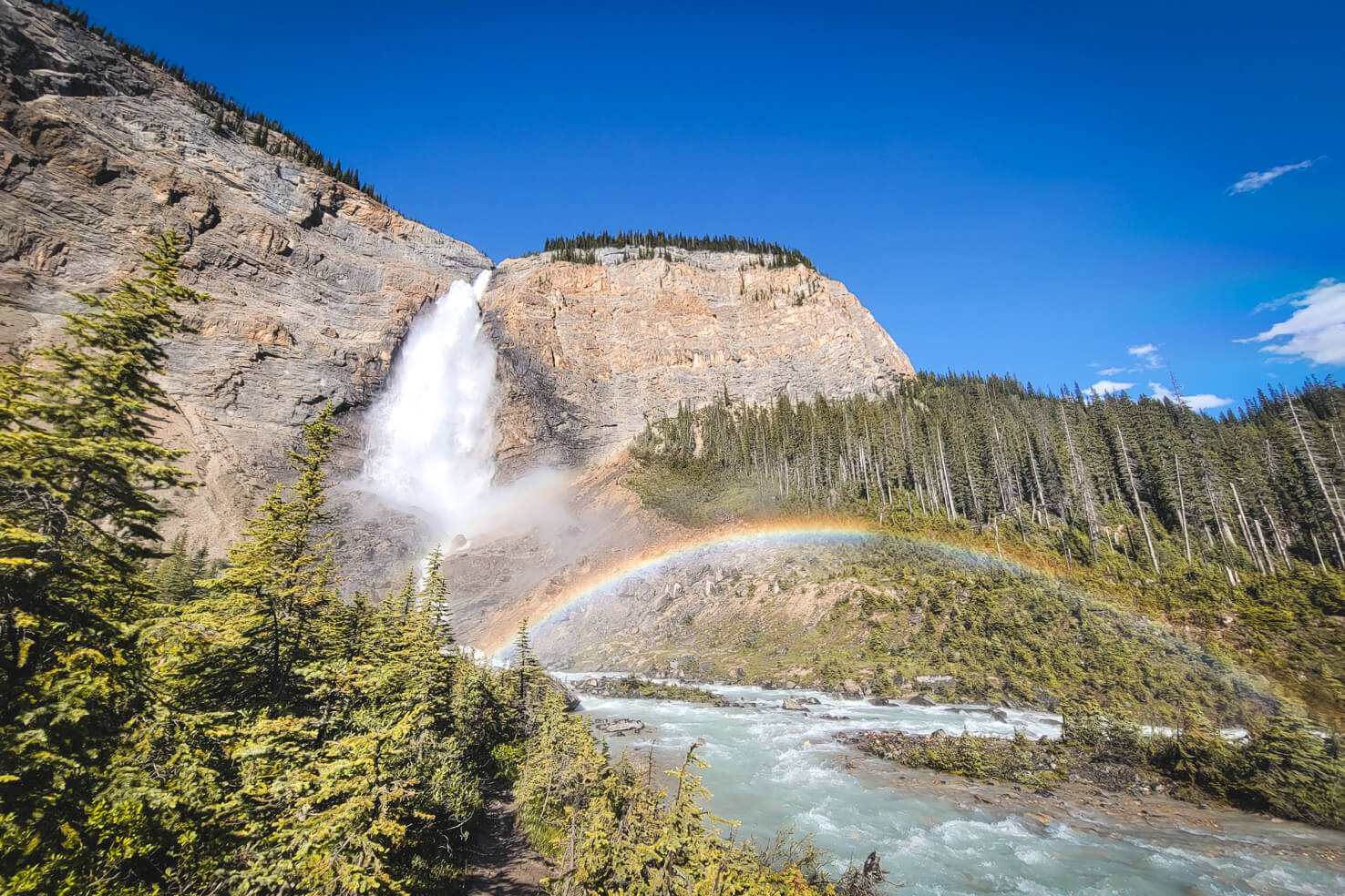Your Complete Guide to Visiting Takakkaw Falls, Yoho National Park